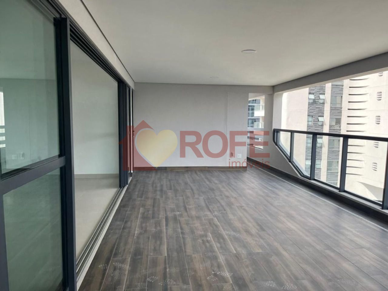 Foto 6 - RF24972