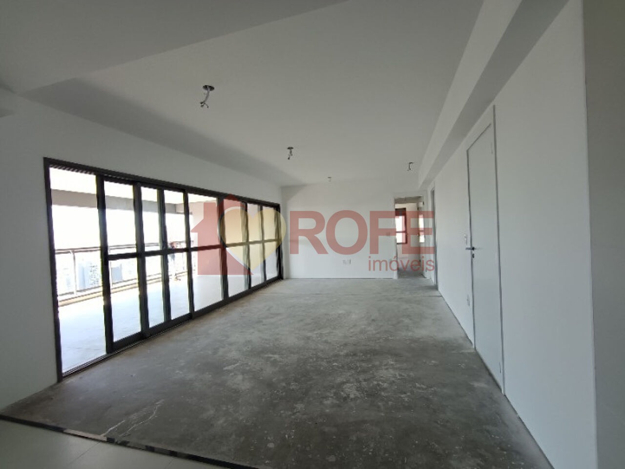 Foto 4 - RF25642