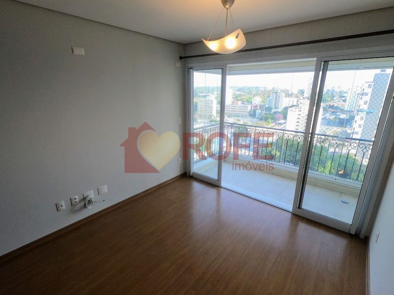 Foto 10 - RF26033