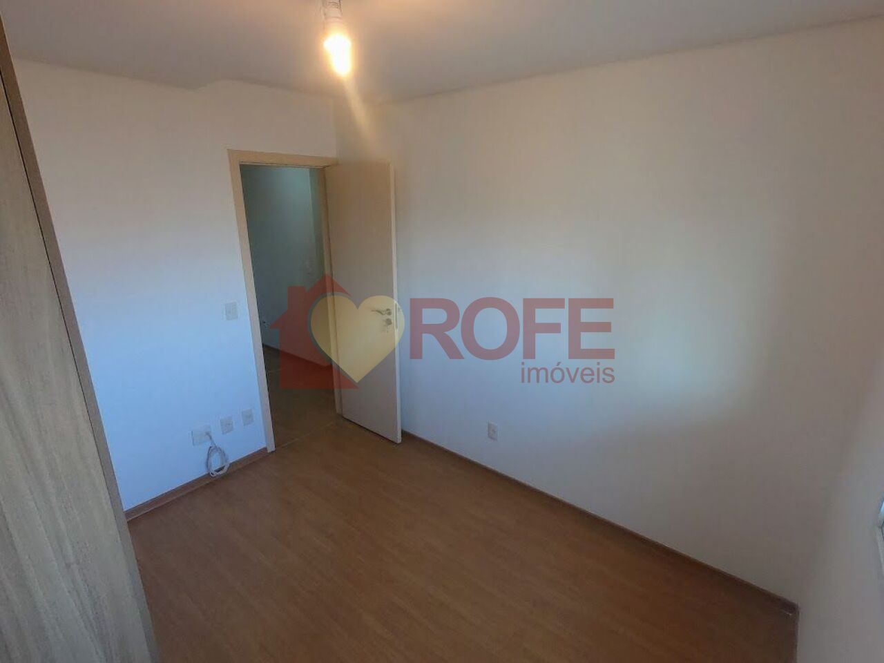 Foto 23 - RF26033