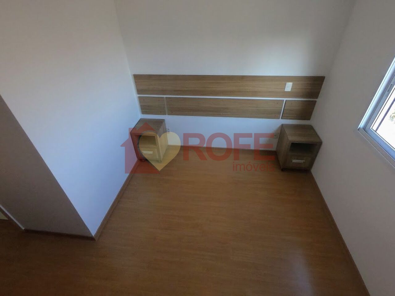 Foto 31 - RF26033