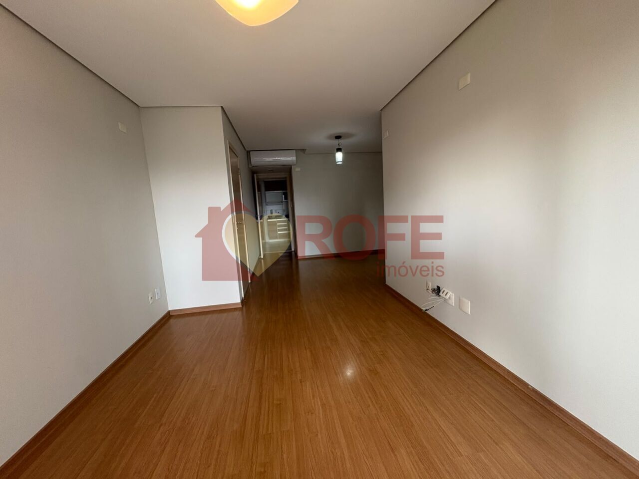 Foto 4 - RF26033
