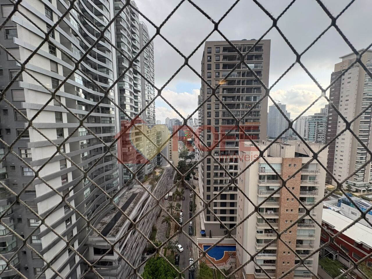 Foto 2 - RF26033