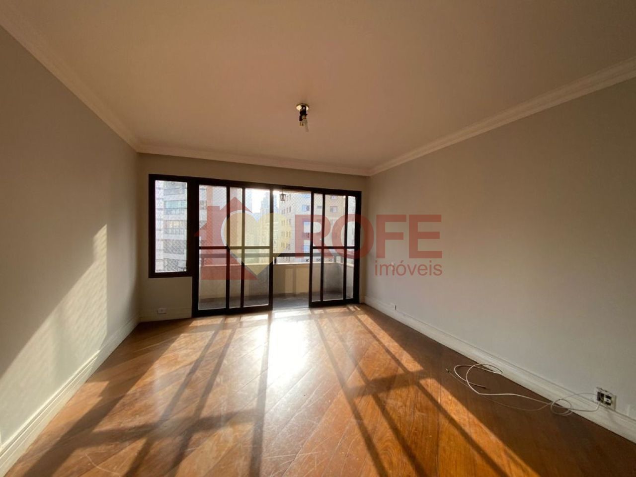 Foto 2 - RF26458