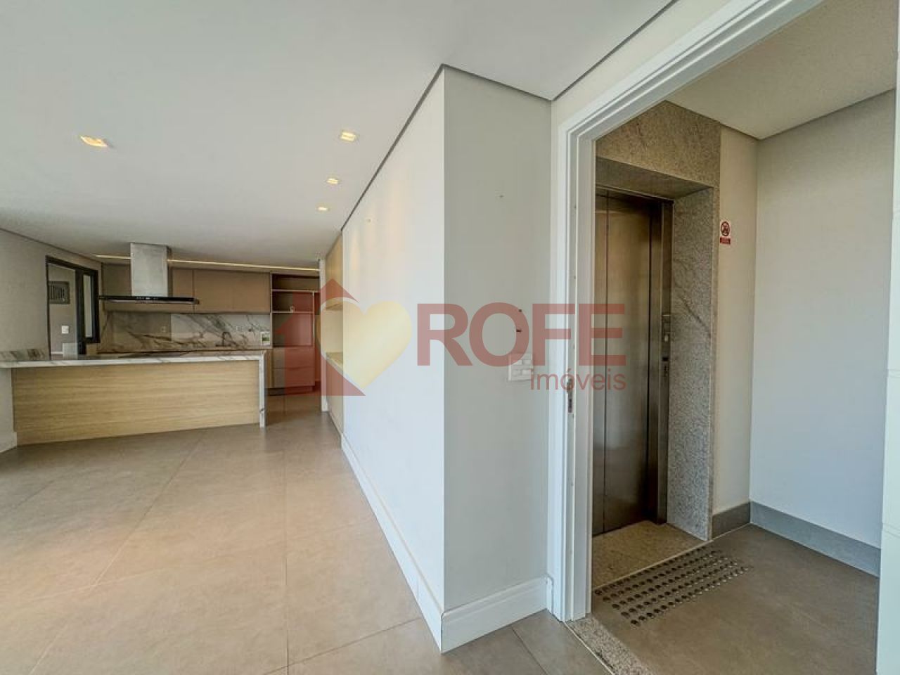 Foto 8 - RF26563
