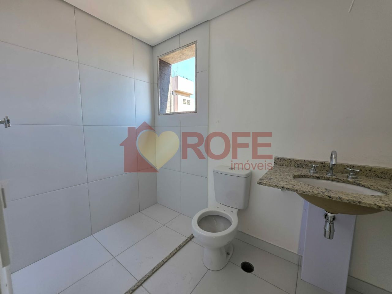 Foto 15 - RF26708