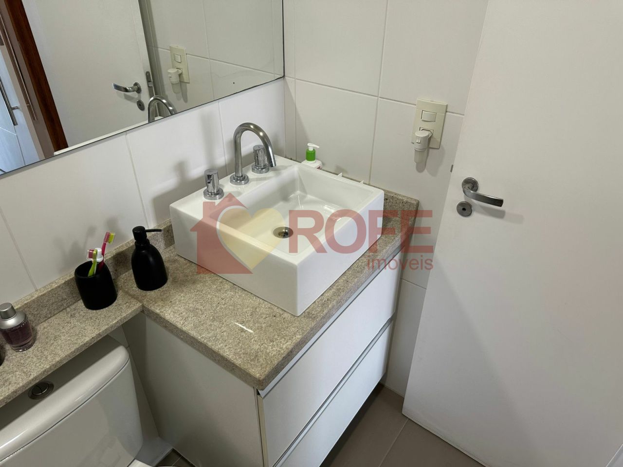 Foto 19 - RF27032