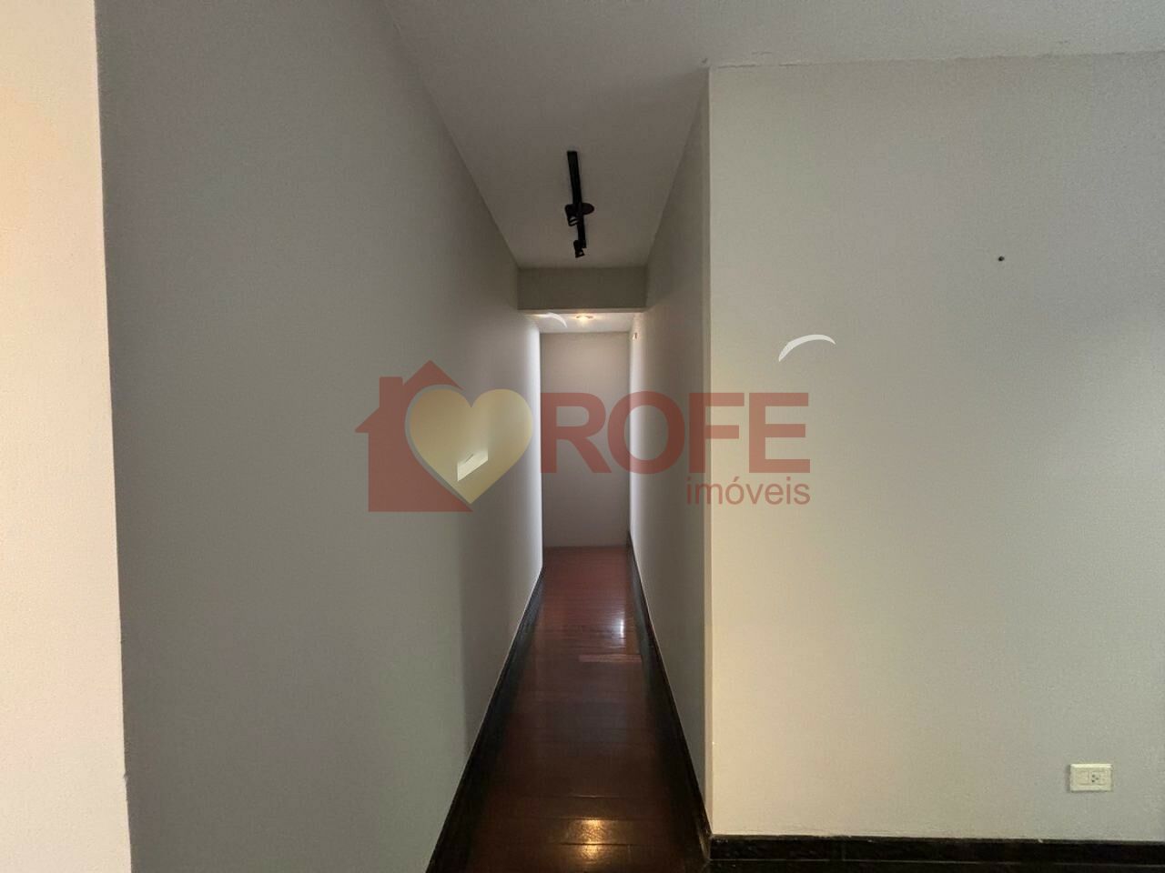 Foto 4 - RF27491