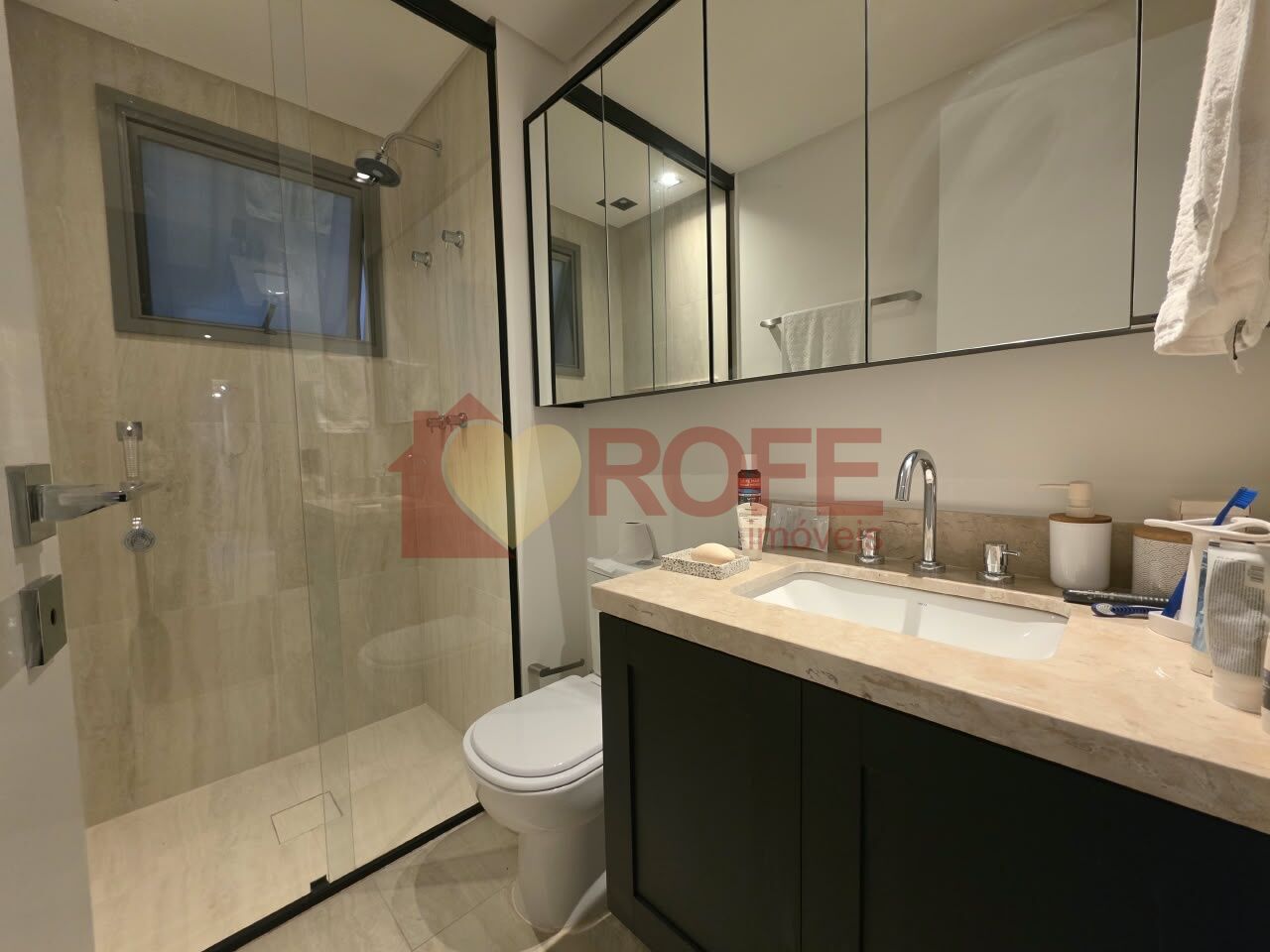 Foto 32 - RF27560