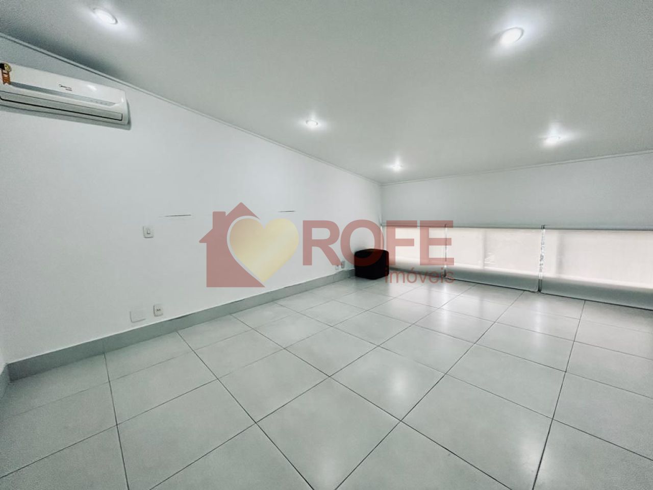 Foto 6 - RF27704