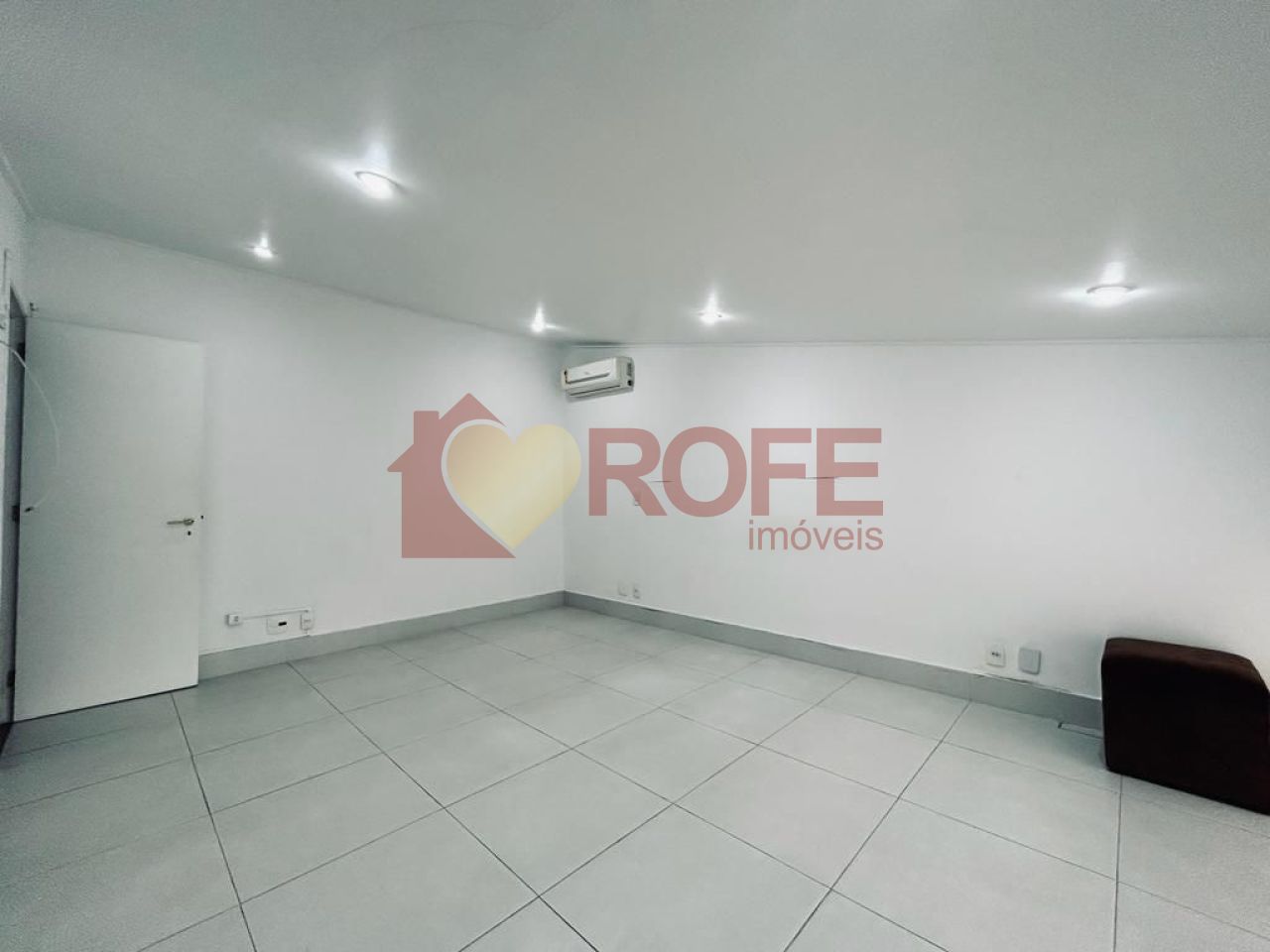 Foto 7 - RF27704