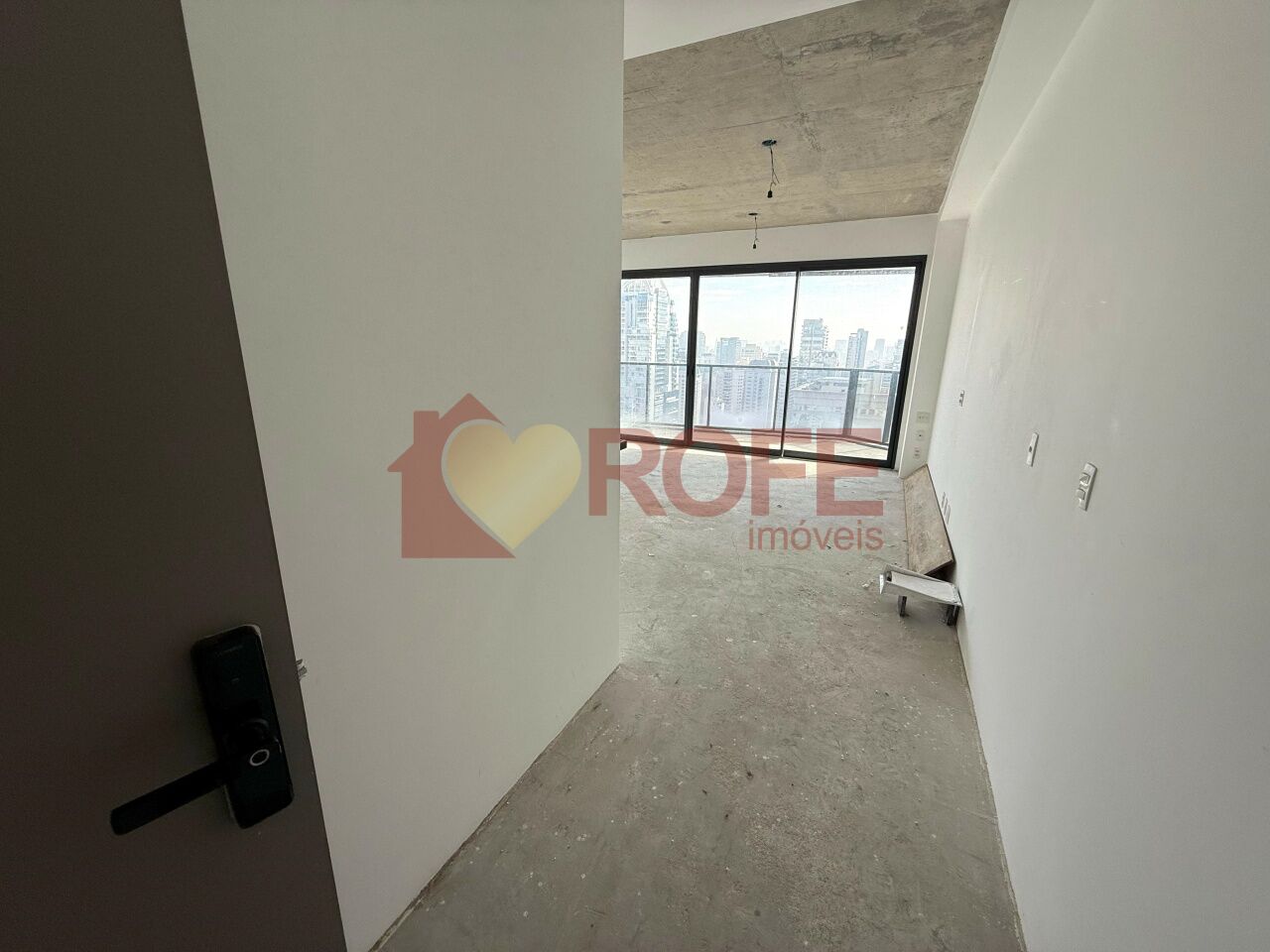 Foto 4 - RF27850