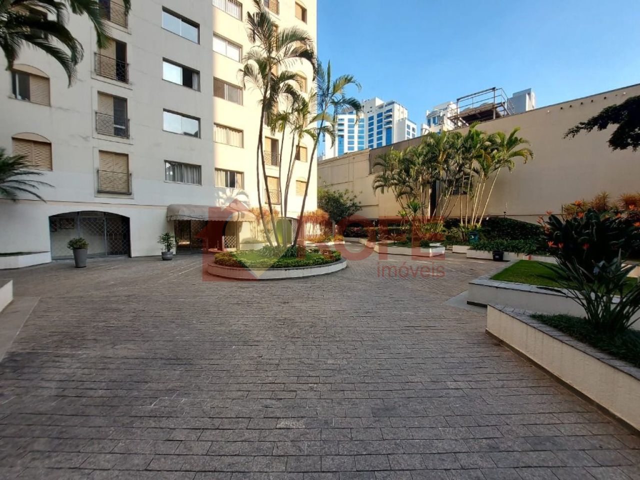 Foto 23 - RF27908