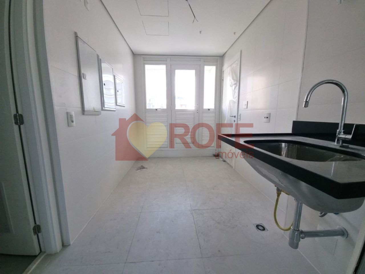 Foto 15 - RF27956