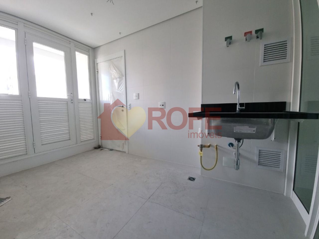 Foto 18 - RF27956
