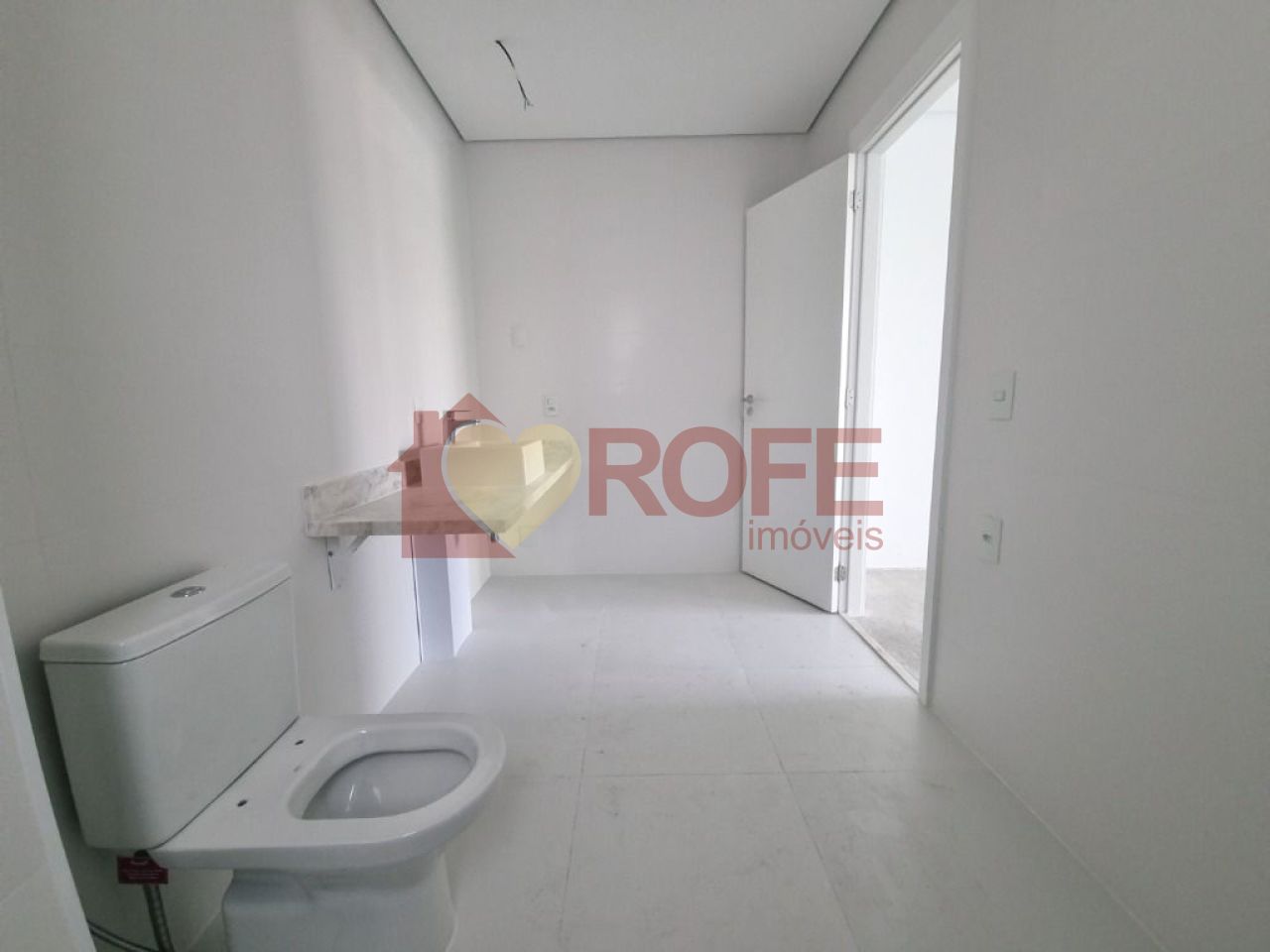 Foto 25 - RF27956