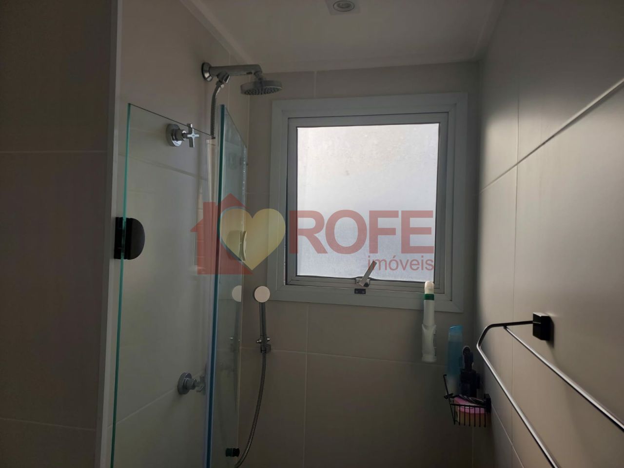 Foto 17 - RF28007