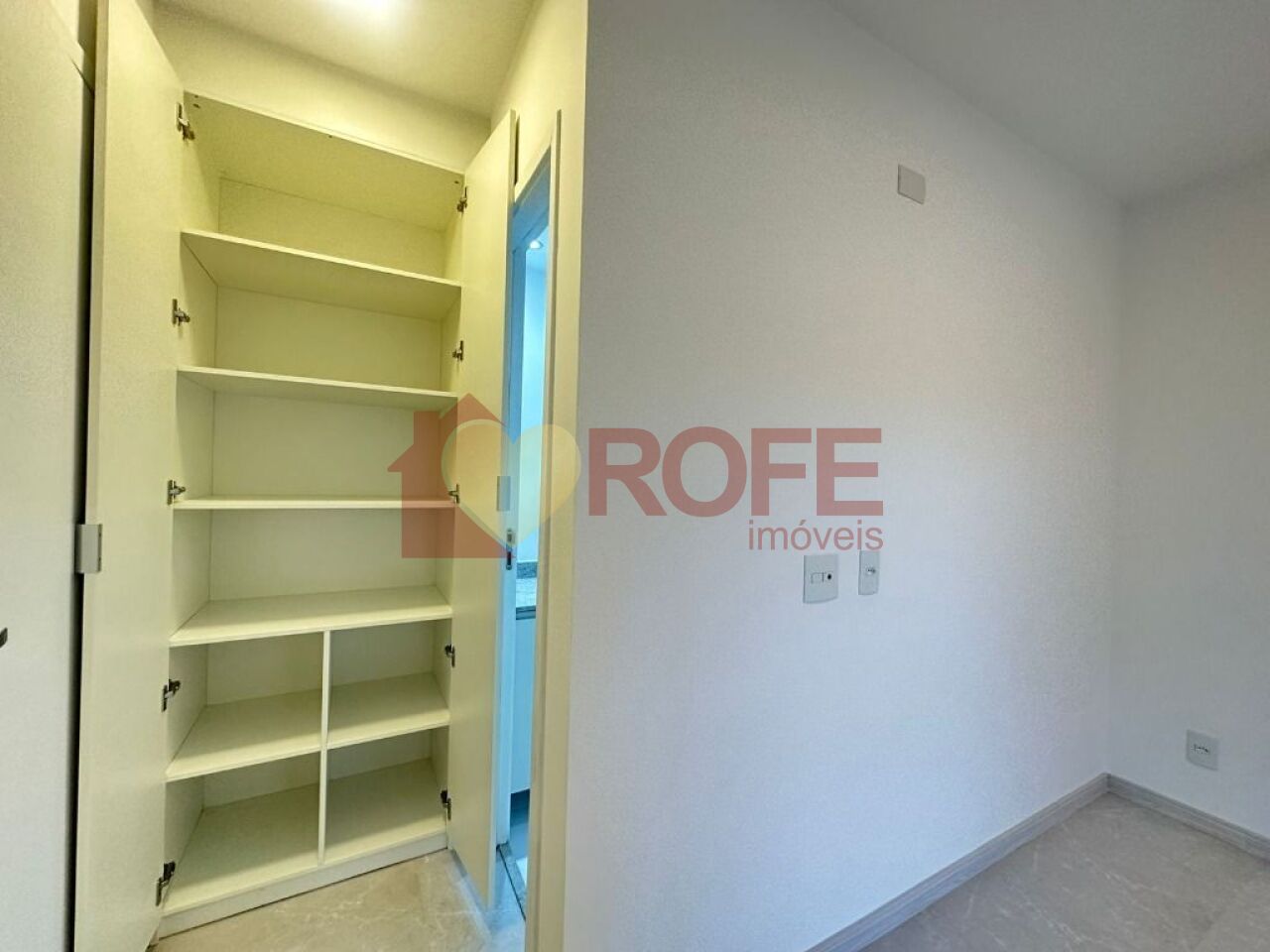 Foto 23 - RF28203