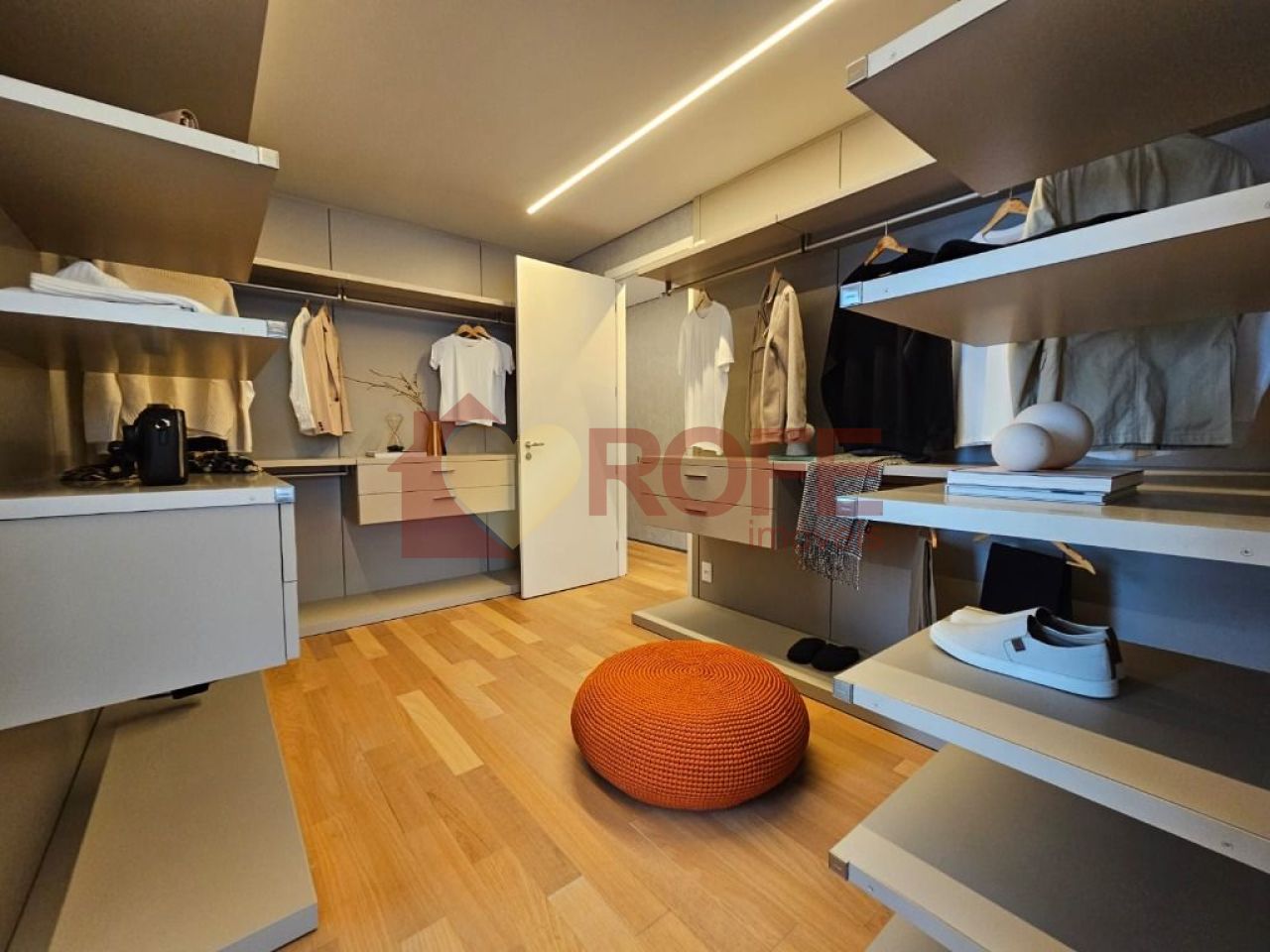 Foto 25 - RF28261