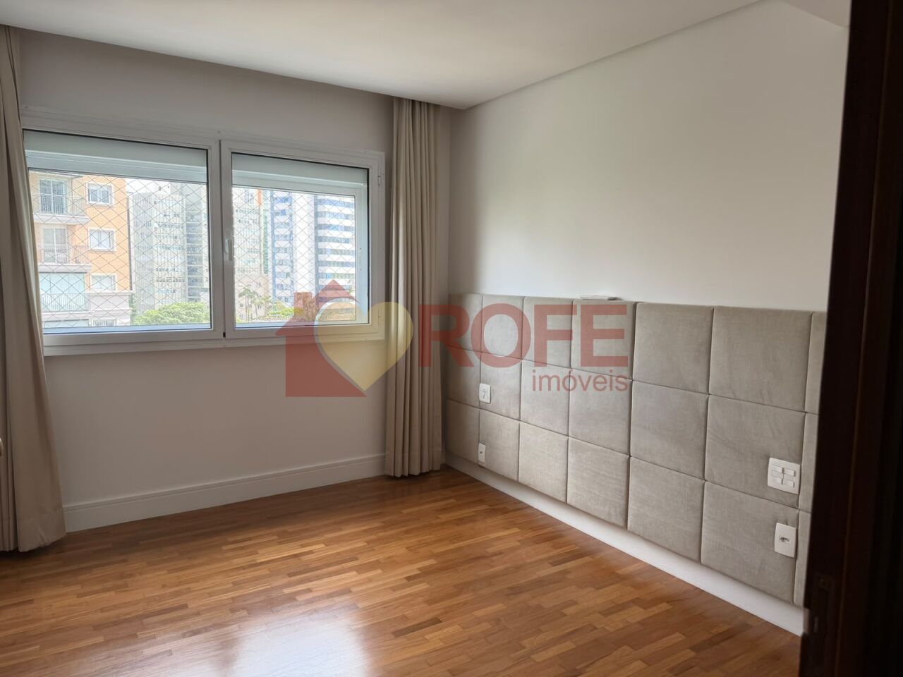Foto 43 - RF28383