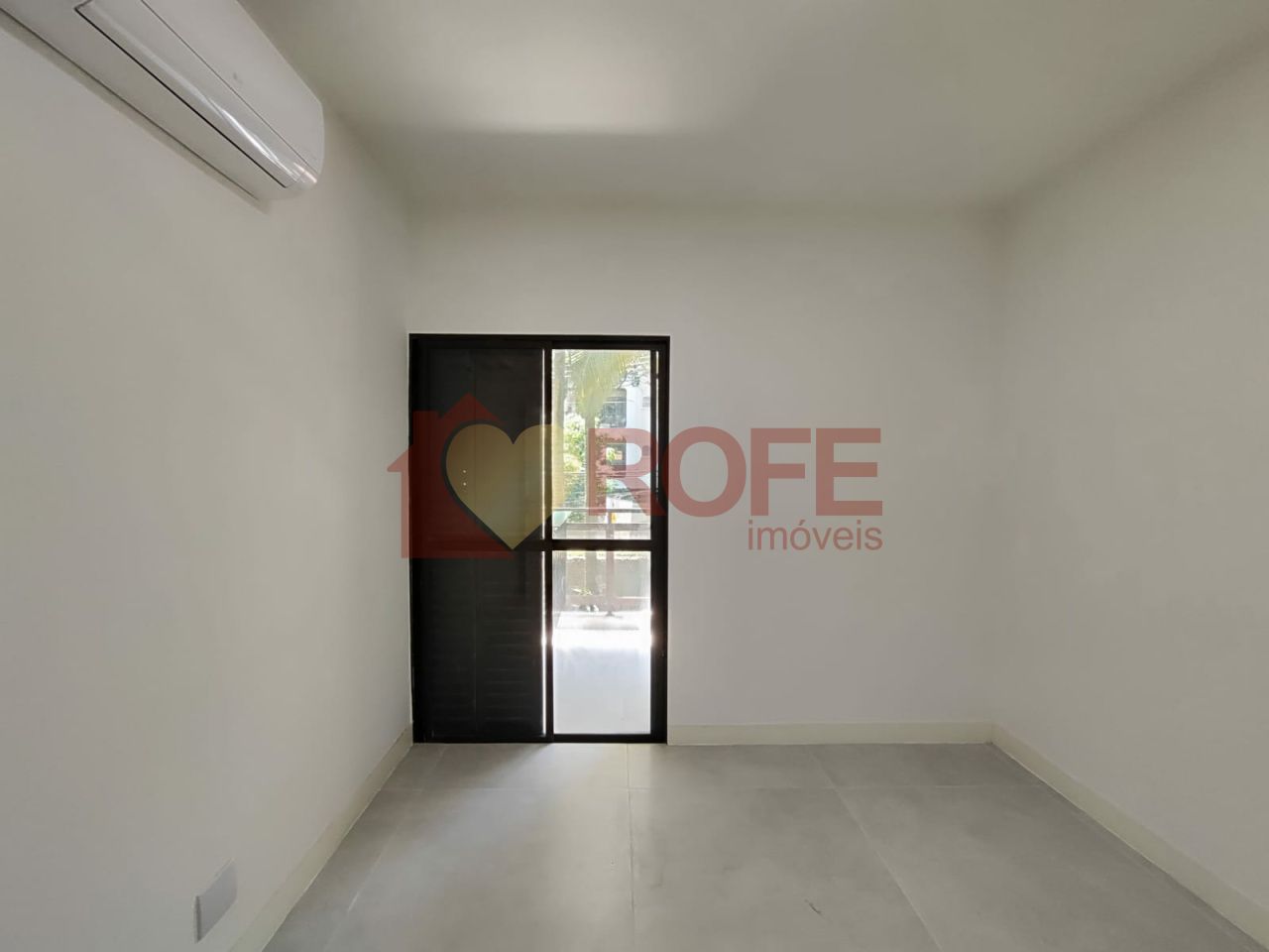 Foto 12 - RF28437