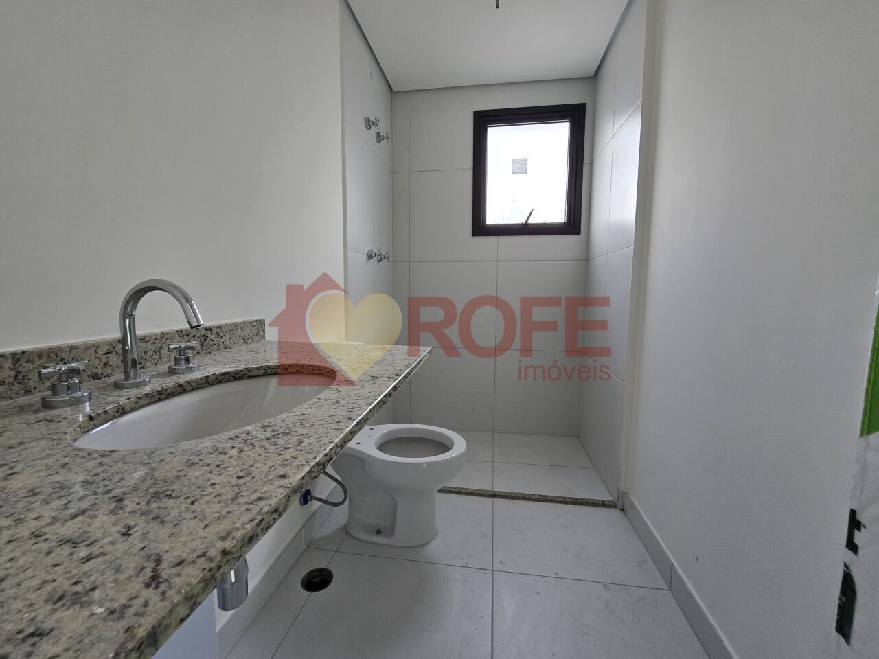 Foto 6 - RF28606