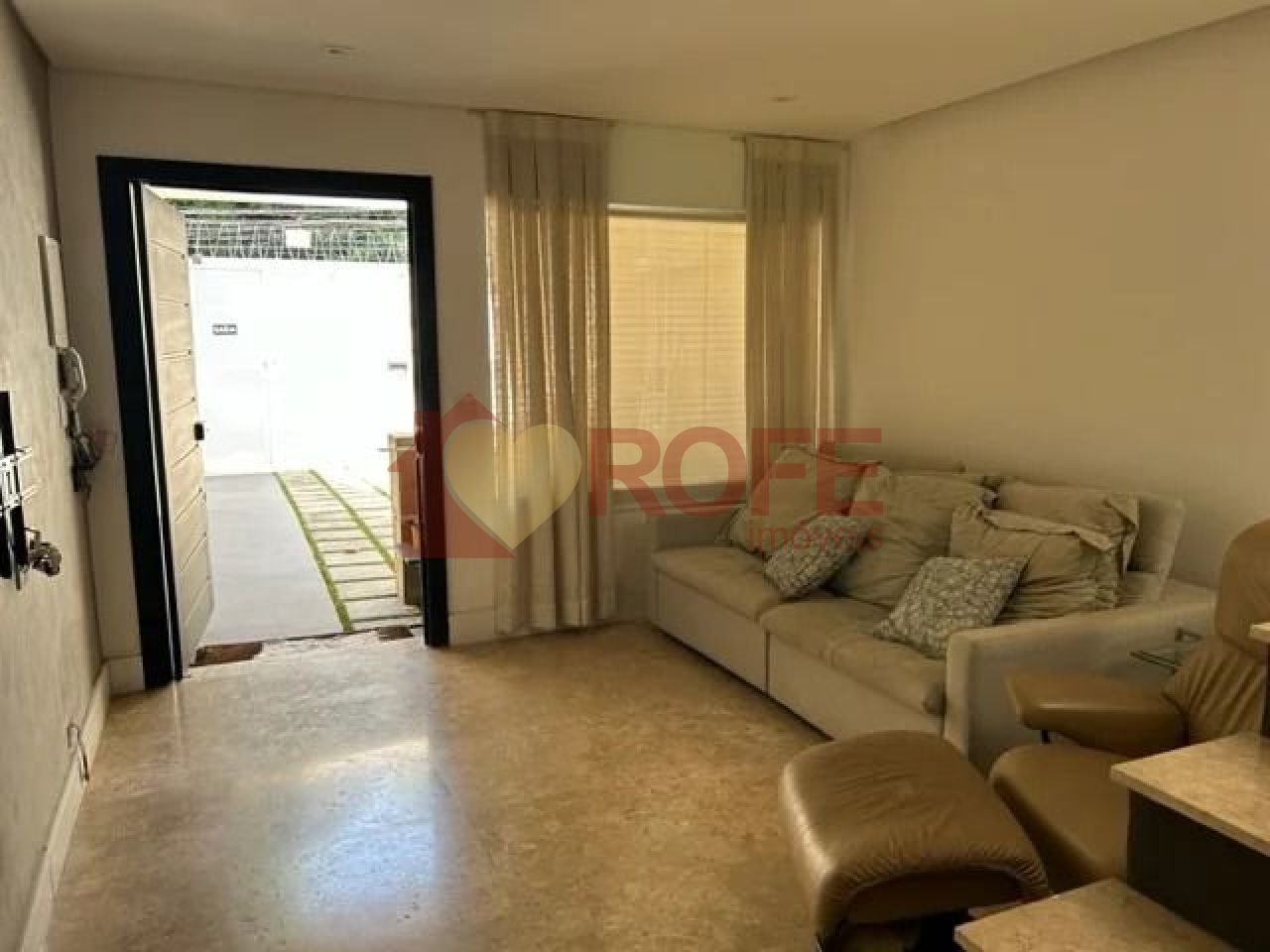 Foto 2 - RF28654