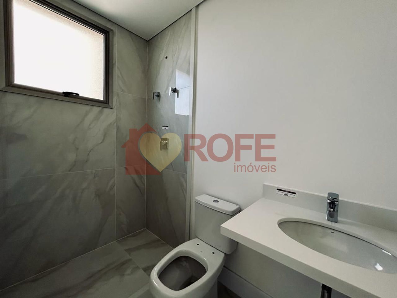 Foto 21 - RF28711