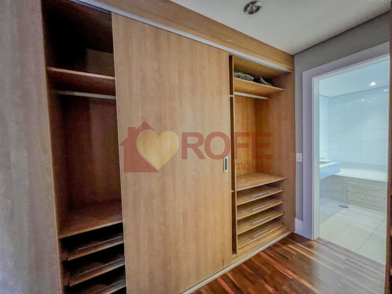 Foto 42 - RF29030