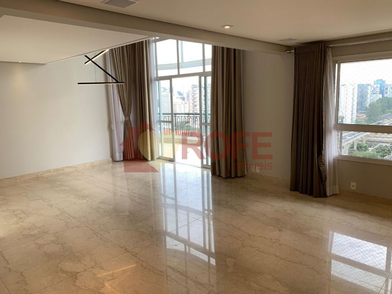 Foto 4 - RF2963