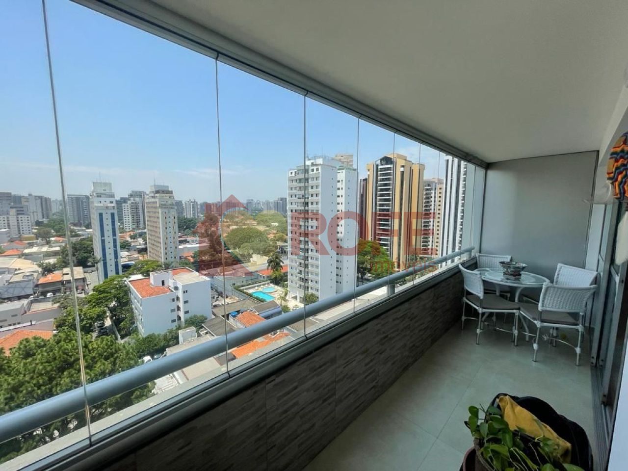 Foto 4 - RF29974