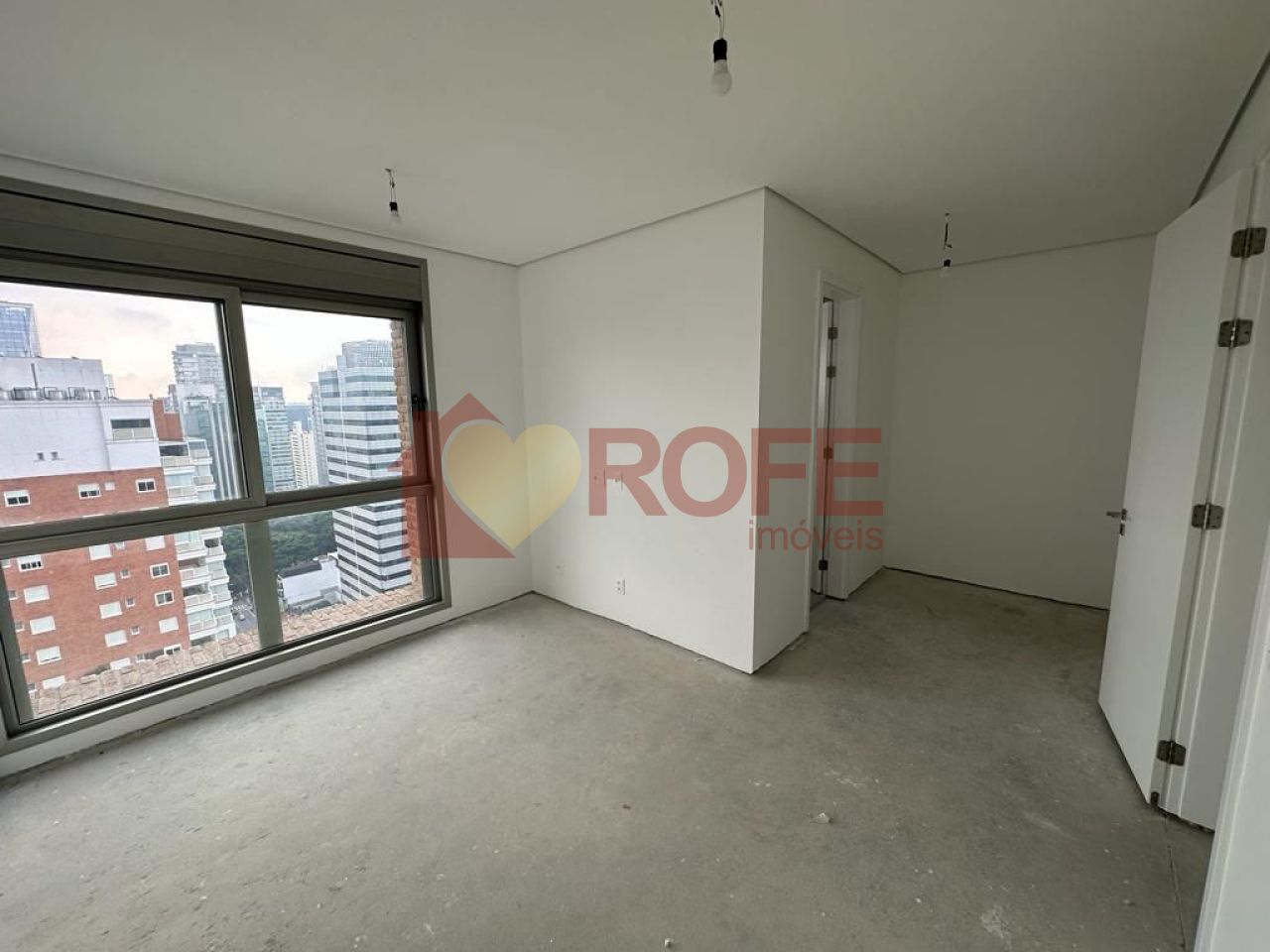 Foto 25 - RF30232