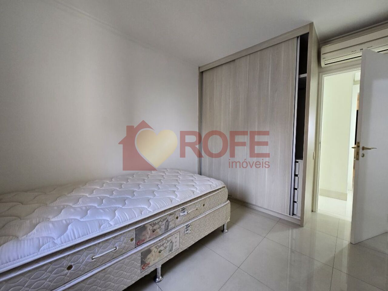 Foto 25 - RF30345