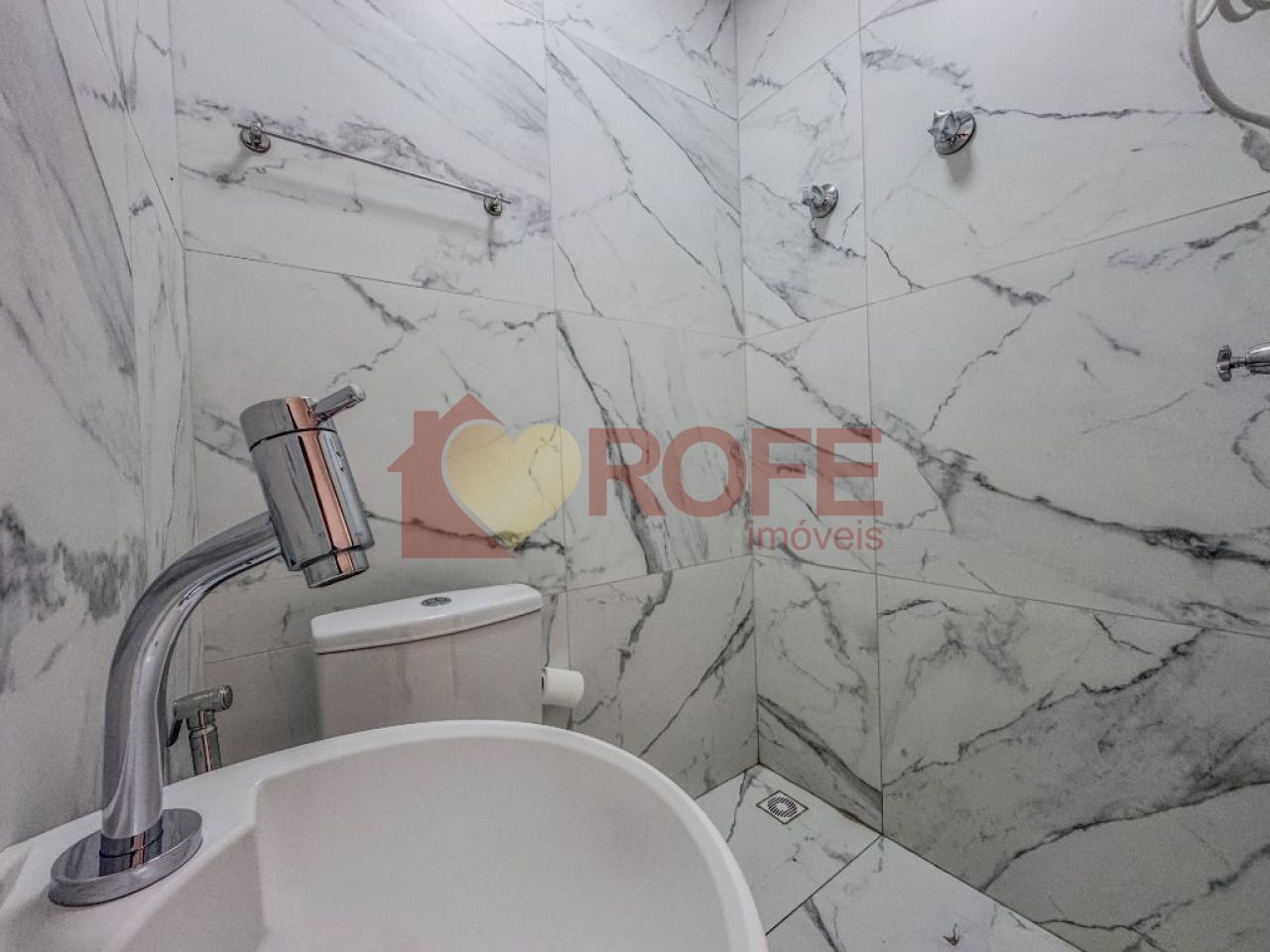 Foto 16 - RF30399