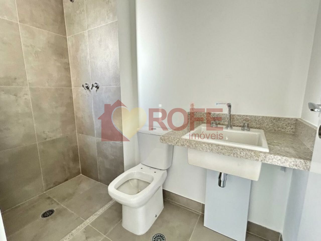 Foto 12 - RF30875