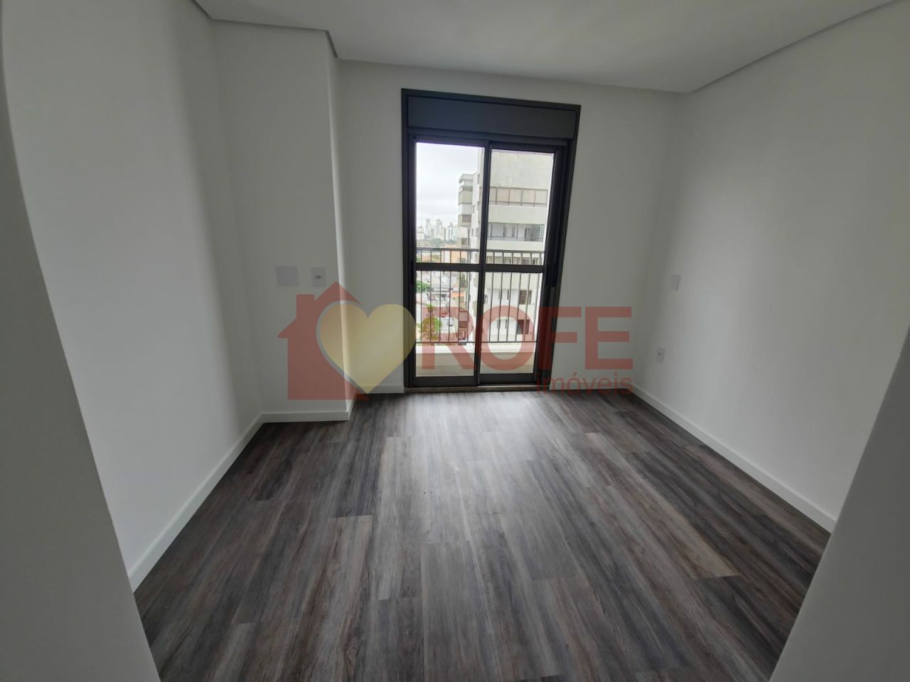 Foto 11 - RF30879