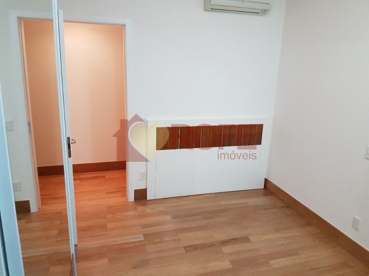 Foto 15 - RF30929
