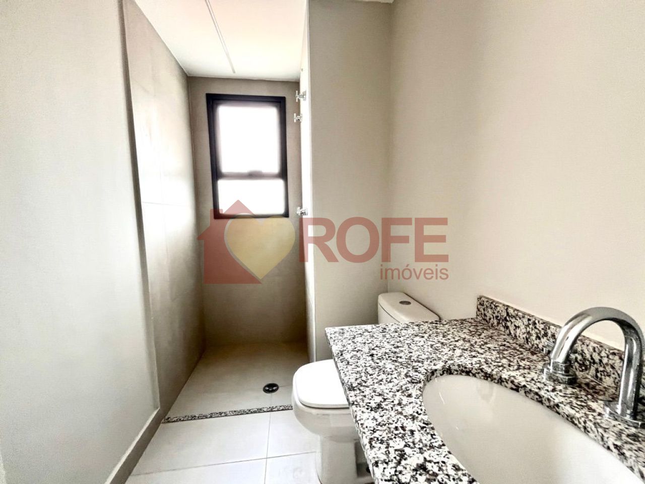 Foto 24 - RF31048
