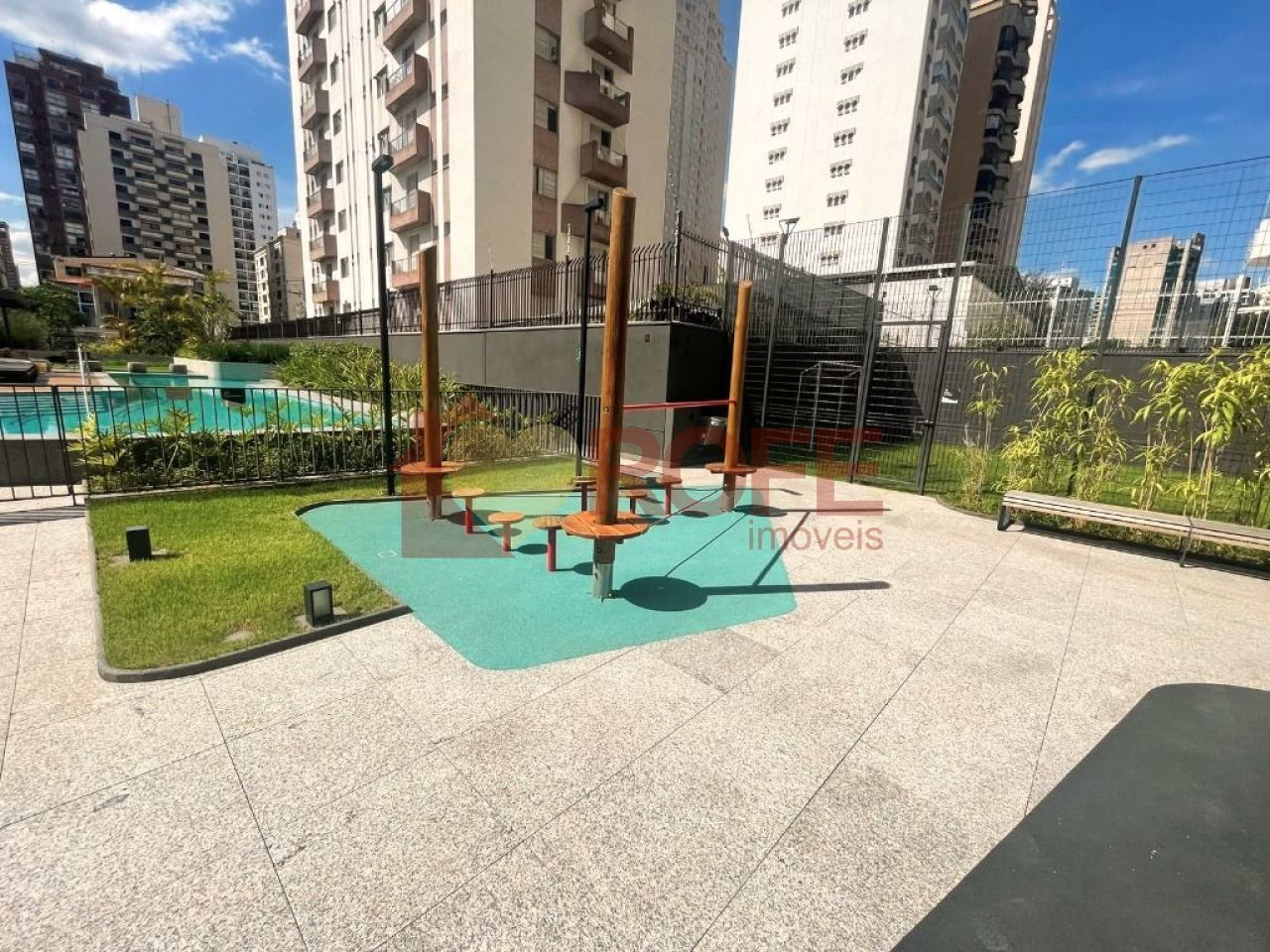 Foto 31 - RF31898