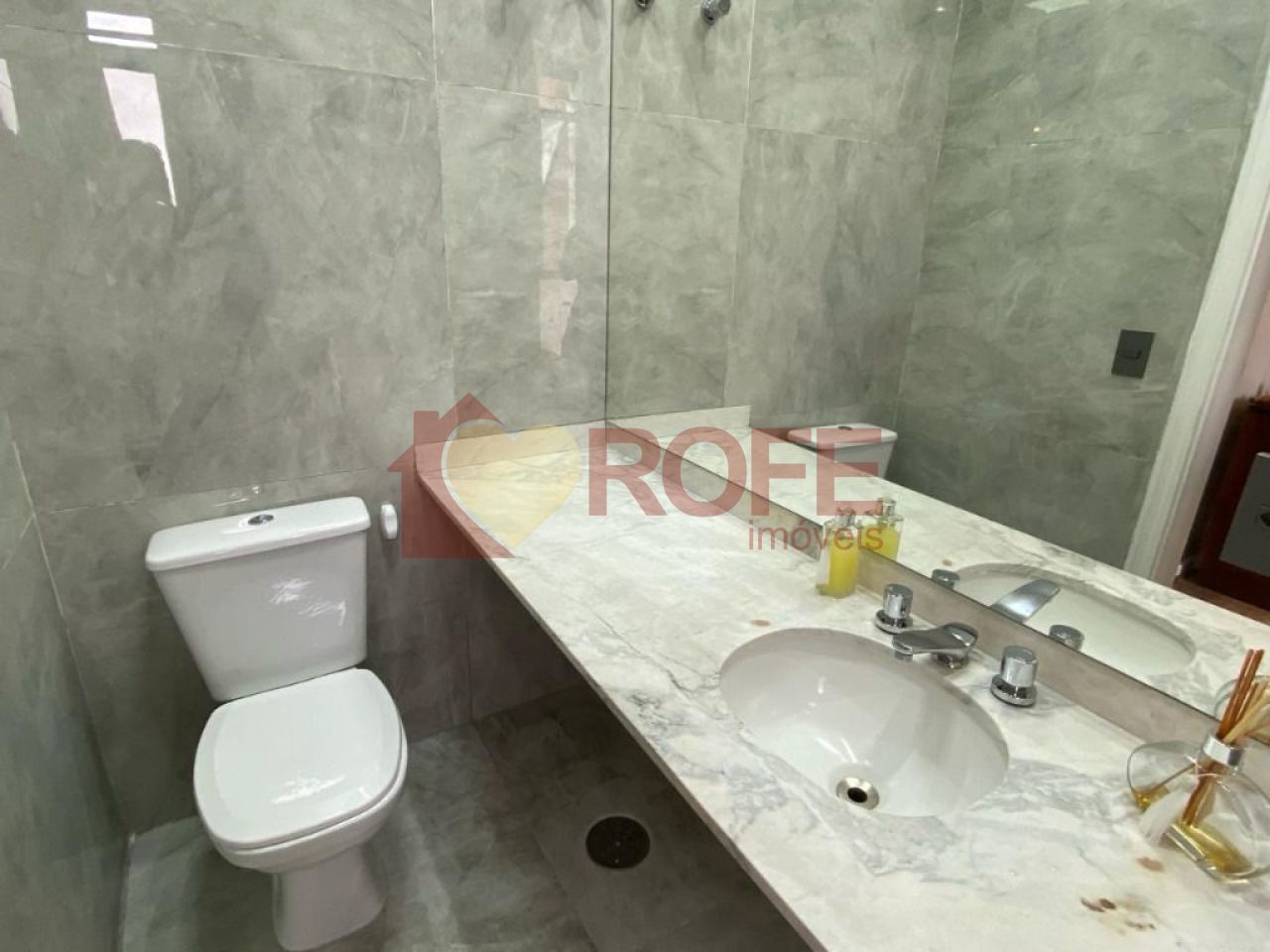 Foto 23 - RF31947