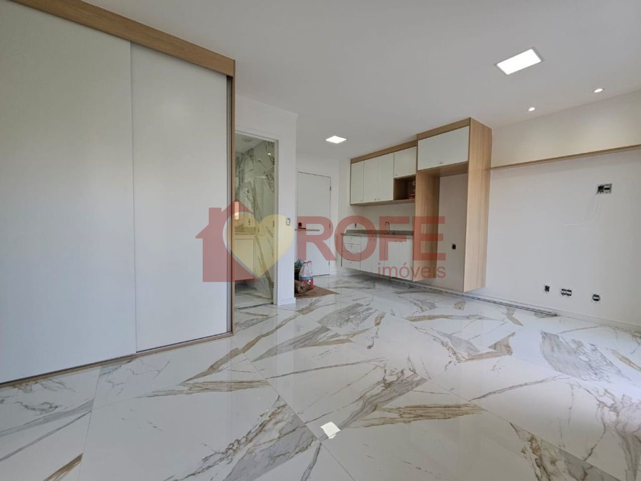 Foto 4 - RF32057