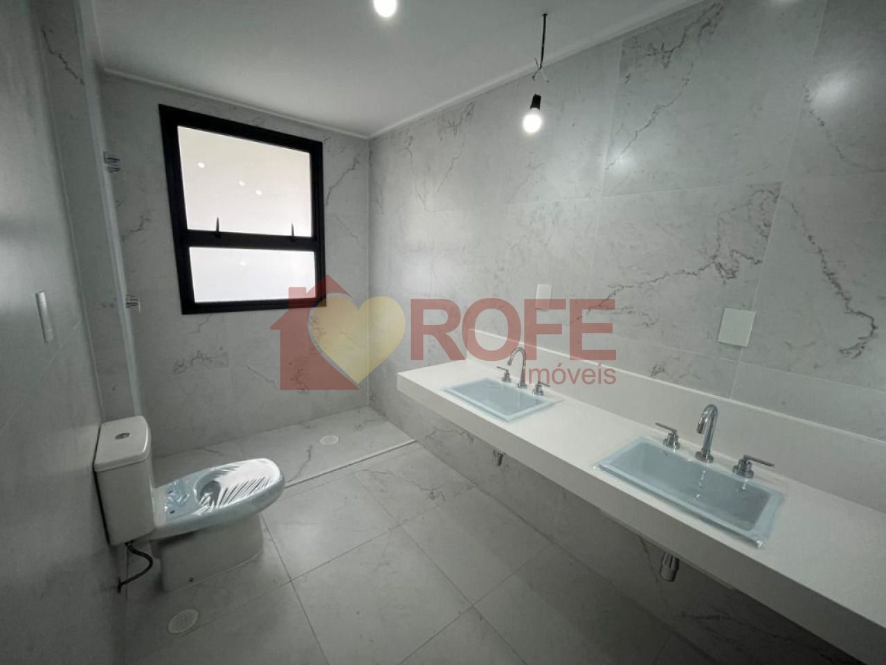Foto 23 - RF32134