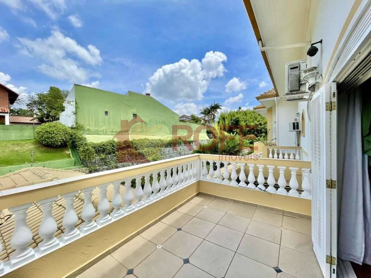 Foto 46 - RF32356