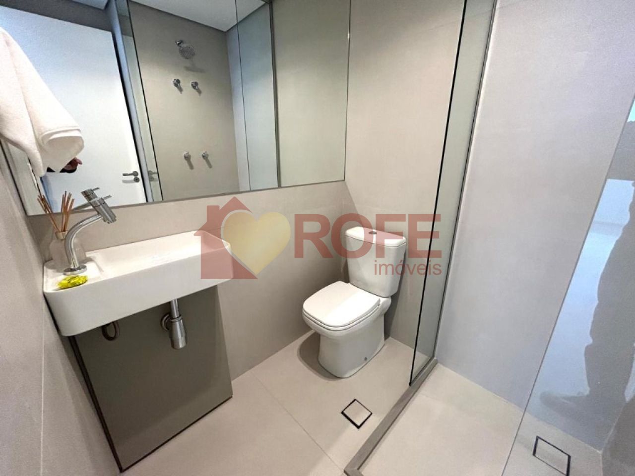 Foto 26 - RF32916