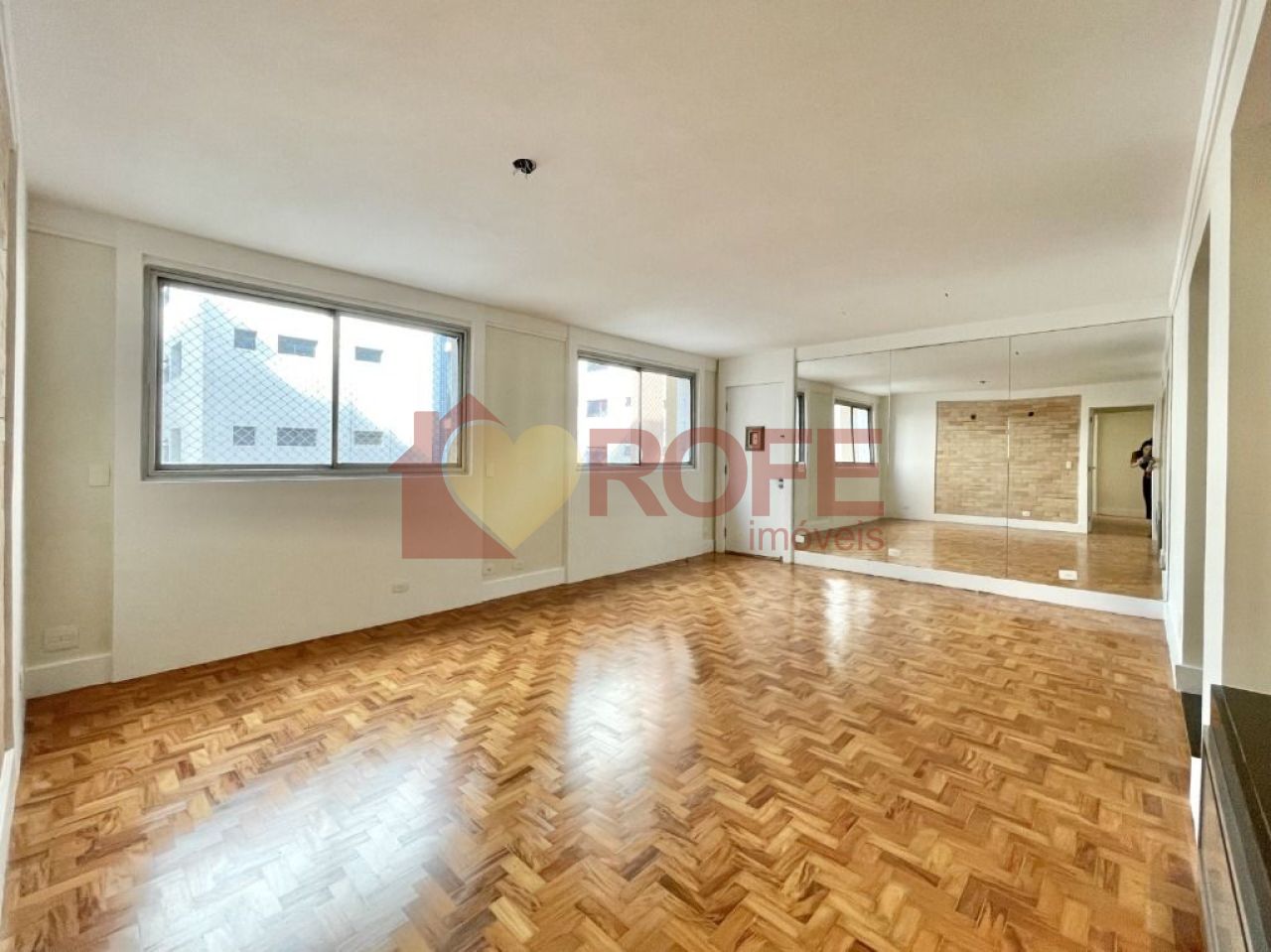 Foto 2 - RF33054