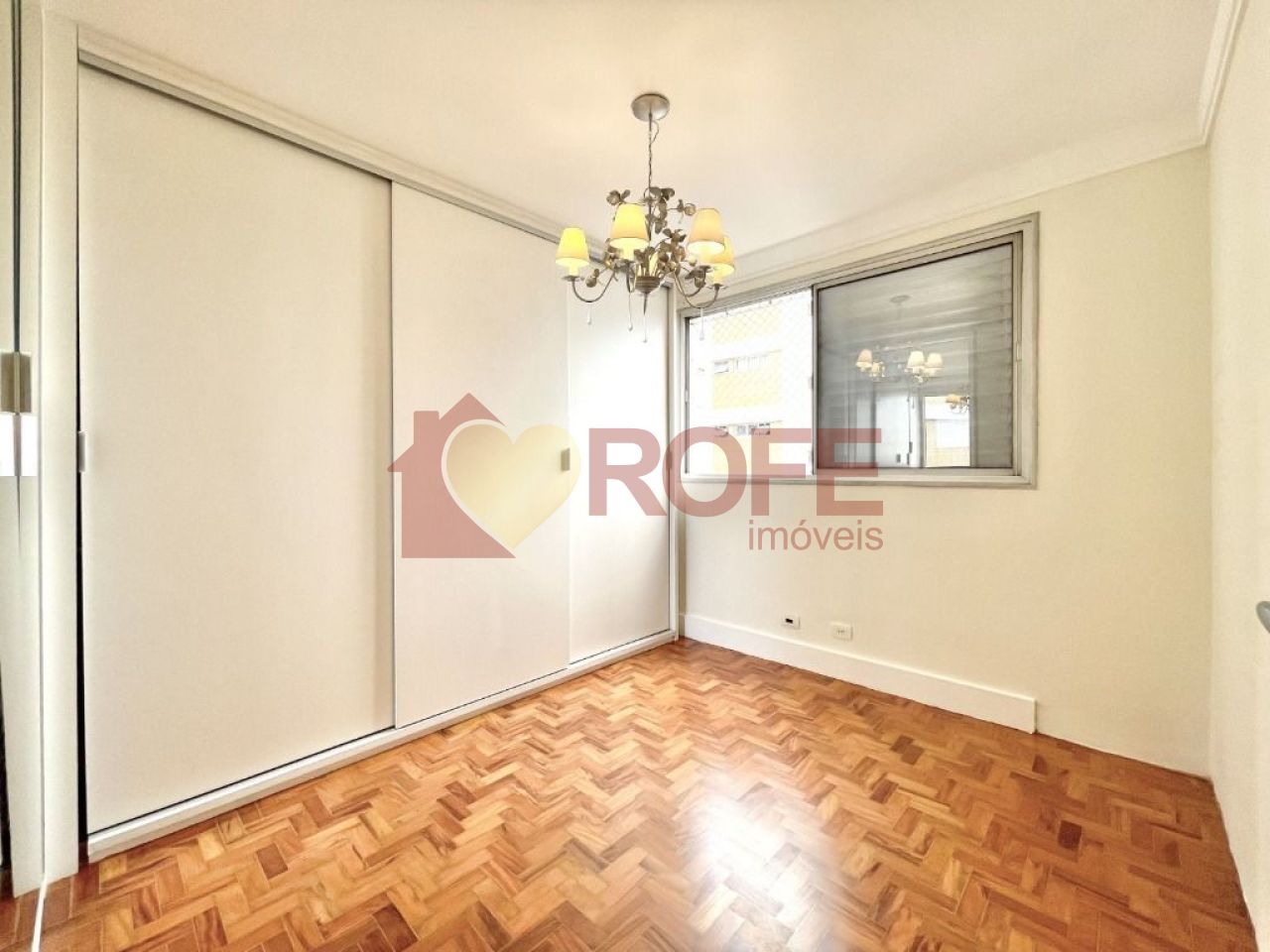 Foto 6 - RF33054