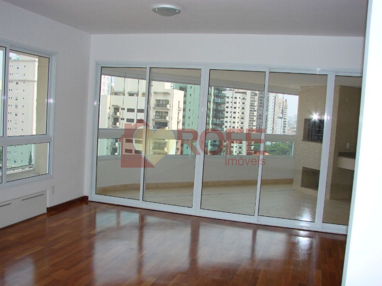 Foto 31 - RF33059