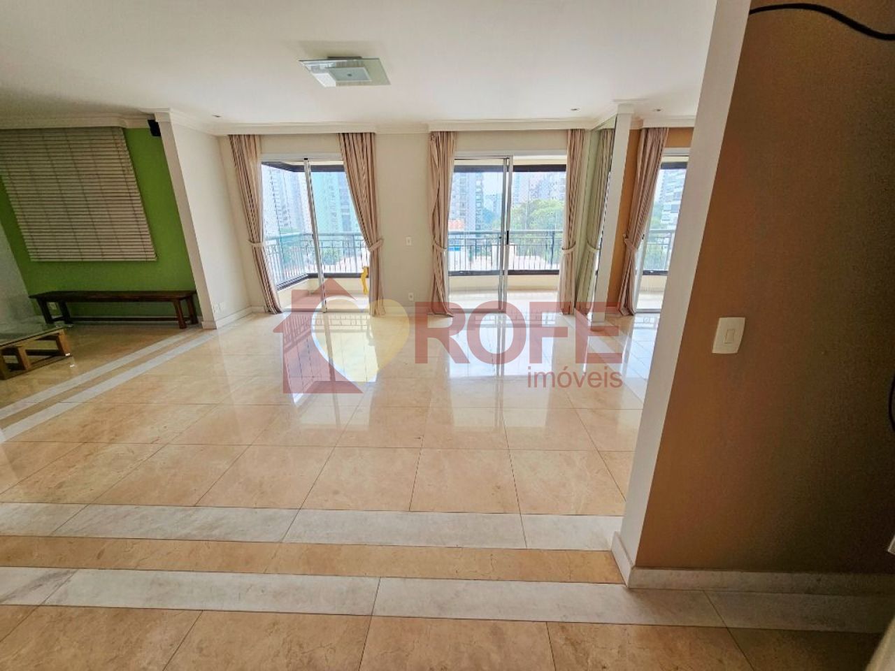 Foto 2 - RF33063