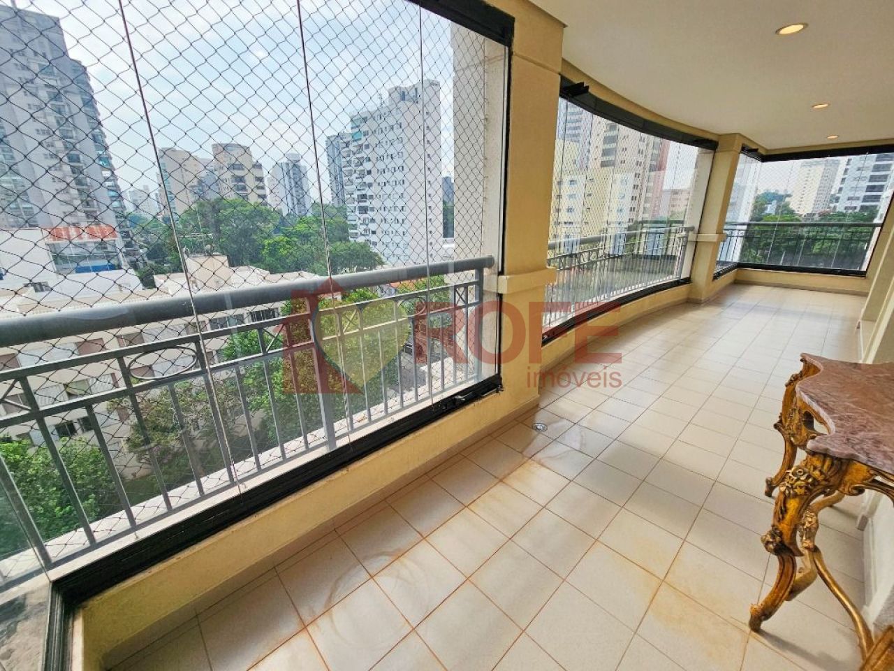 Foto 6 - RF33063