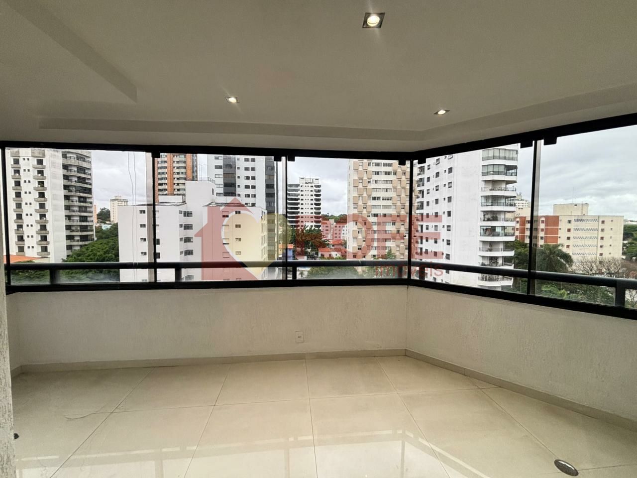 Foto 8 - RF33239
